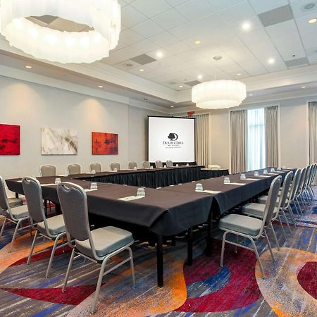 Hotel Doubletree By Hilton Atlanta Airport College Park Exterior foto